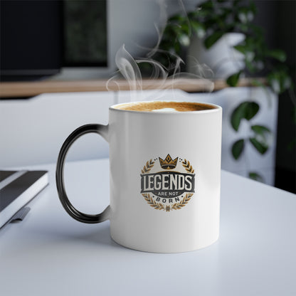 Les légendes ne naissent pas | Tasse à changement de couleur, 11 oz