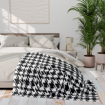 Houndstooth Pattern | Arctic Fleece Blanket