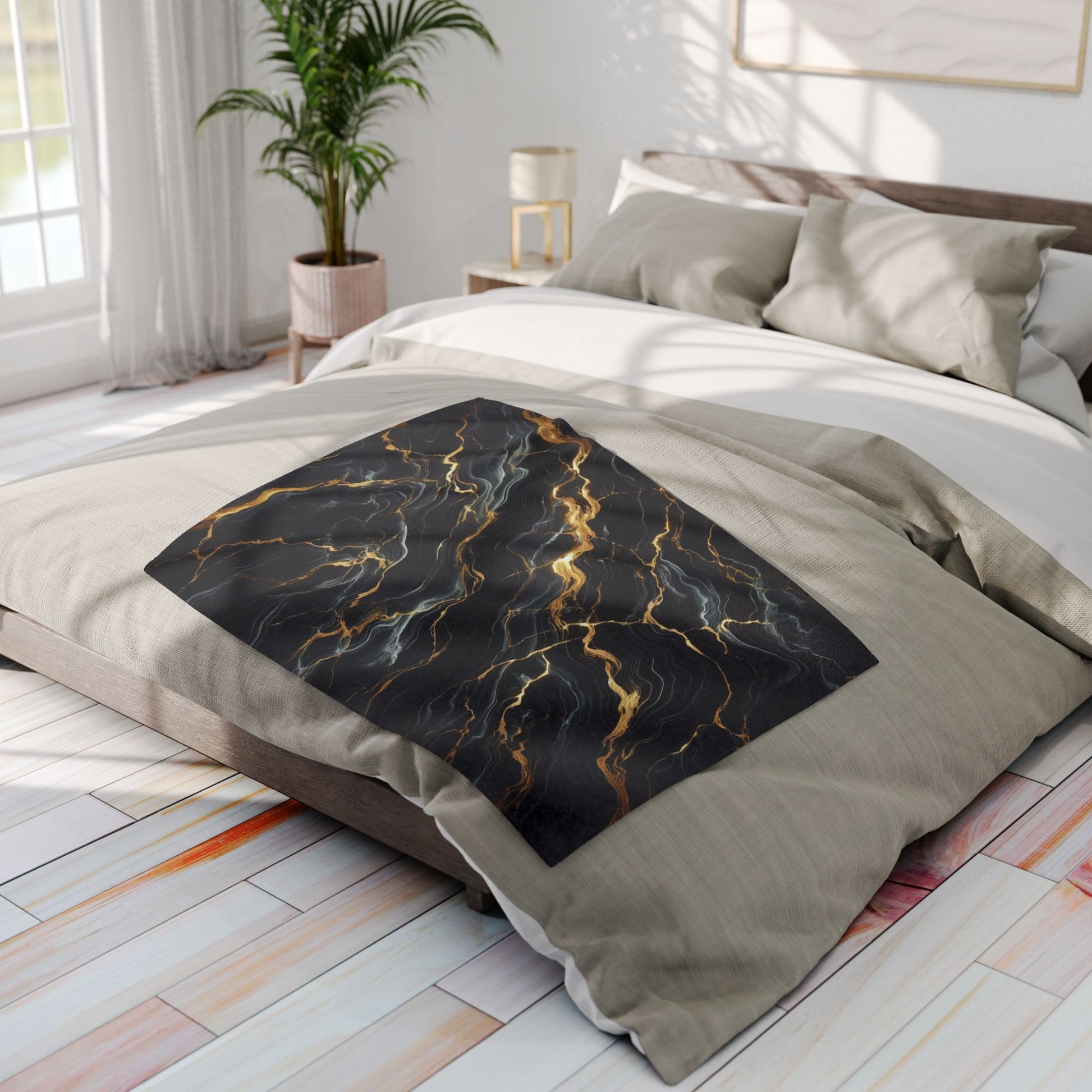 Black, Gold Marble Pattern | Arctic Fleece Blanket