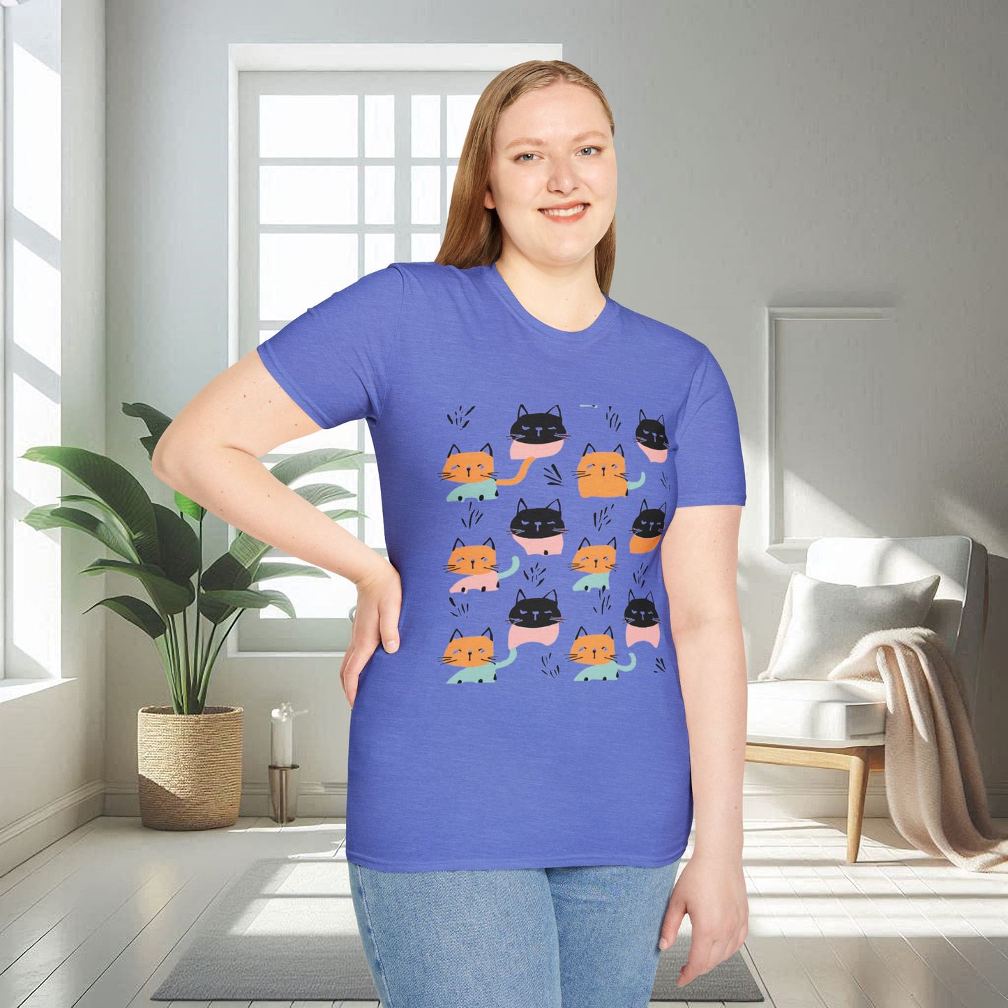 Motif chats multicolores | T-shirt doux unisexe