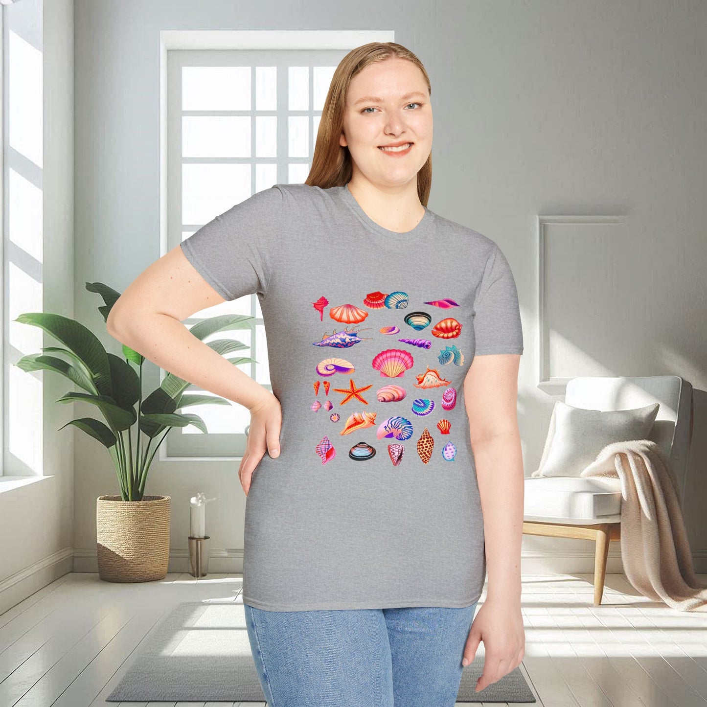 Camiseta unisex suave con conchas marinas multicolores