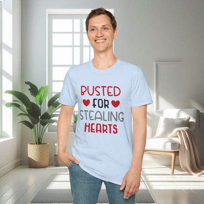 Atrapado por robar corazones | Camiseta unisex suave