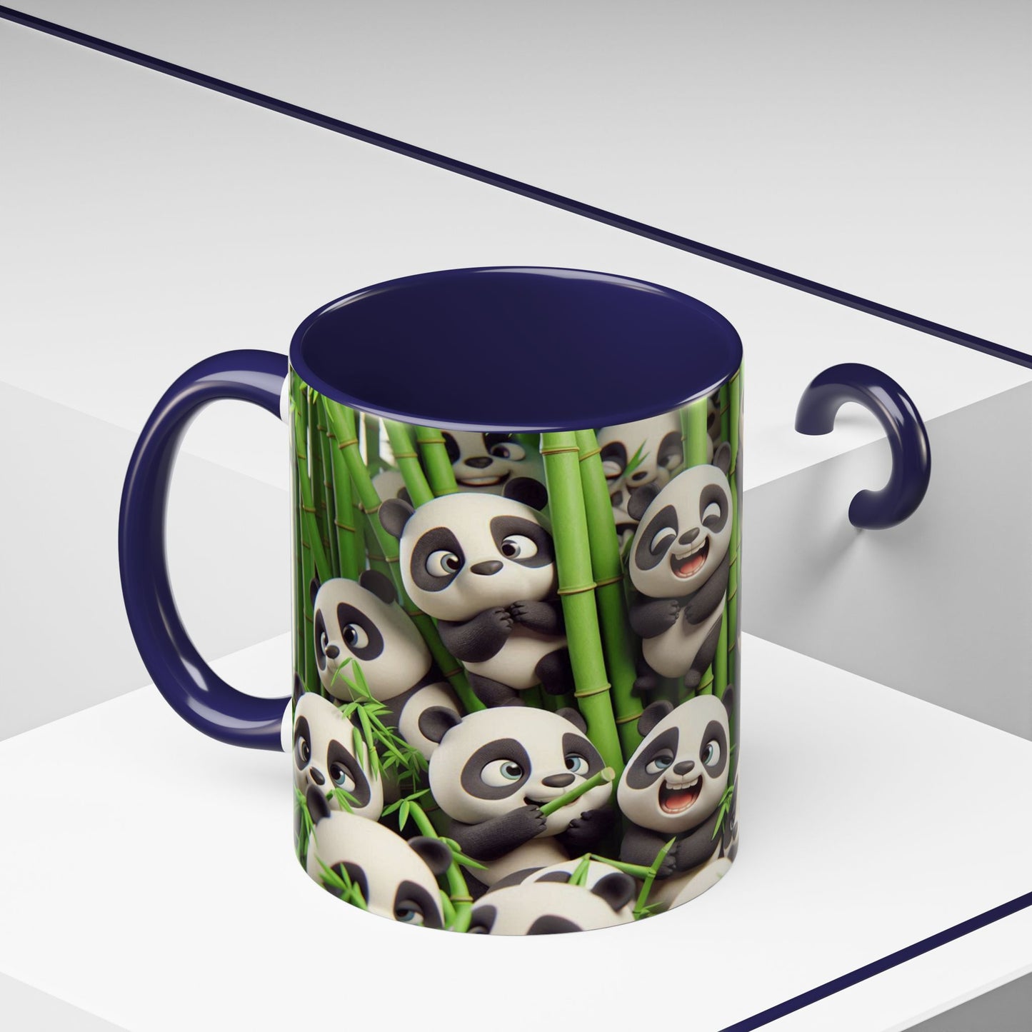 Pandas ludiques avec du bambou | Tasse à café Accent (11 oz)